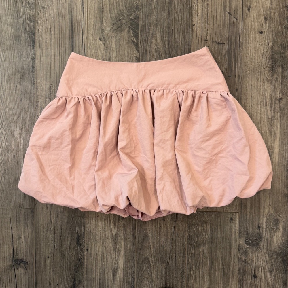 Lulus Pink Bubble Hem Mini Skirt Shorts Size M - Picture 3 of 6